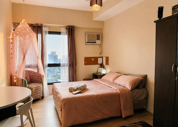 Cozy Crib Vinia 4* Manila